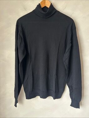 Vintage Pringle of Scotland Merino Wool knit turtleneck Women's Size EU 40 black